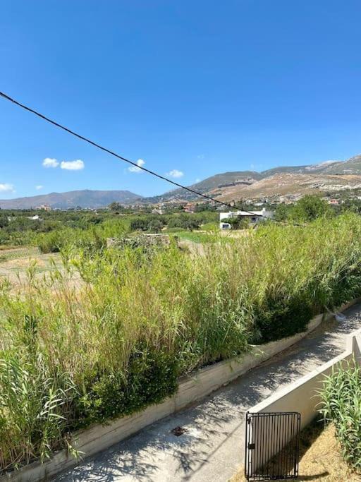 Apartamento Τέσσερις Εποχές Aetos  Exterior foto