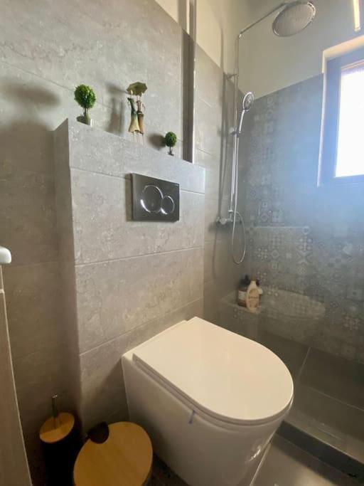 Apartamento Τέσσερις Εποχές Aetos  Exterior foto
